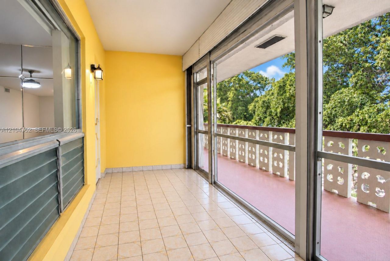 412 S Luna Ct, Unit 9, Hollywood, FL 33021 Photo