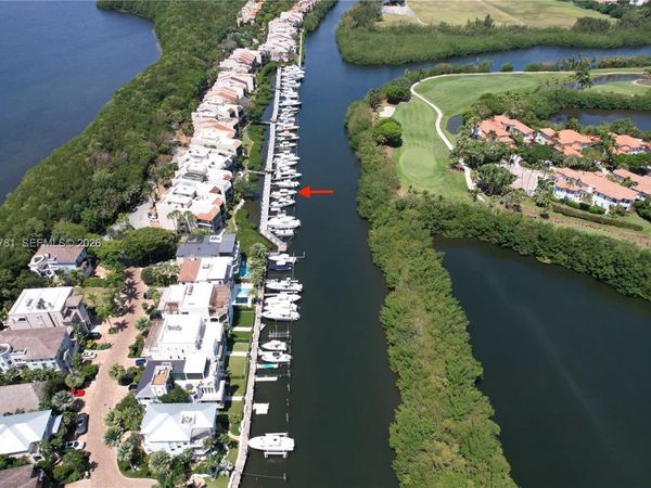 6200 SW 152nd St, Palmetto Bay, FL 33157
