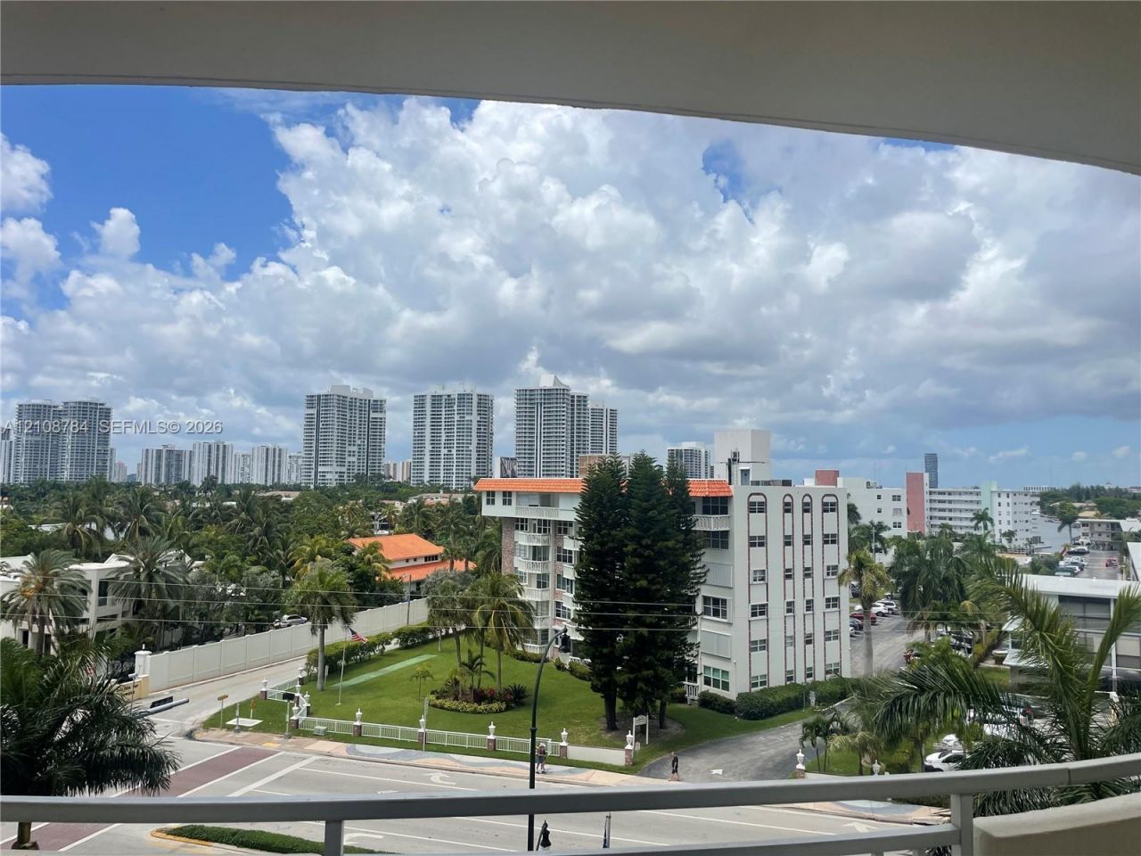 3180 S Ocean Dr , Unit 520, Hallandale Beach, FL 33009 Photo