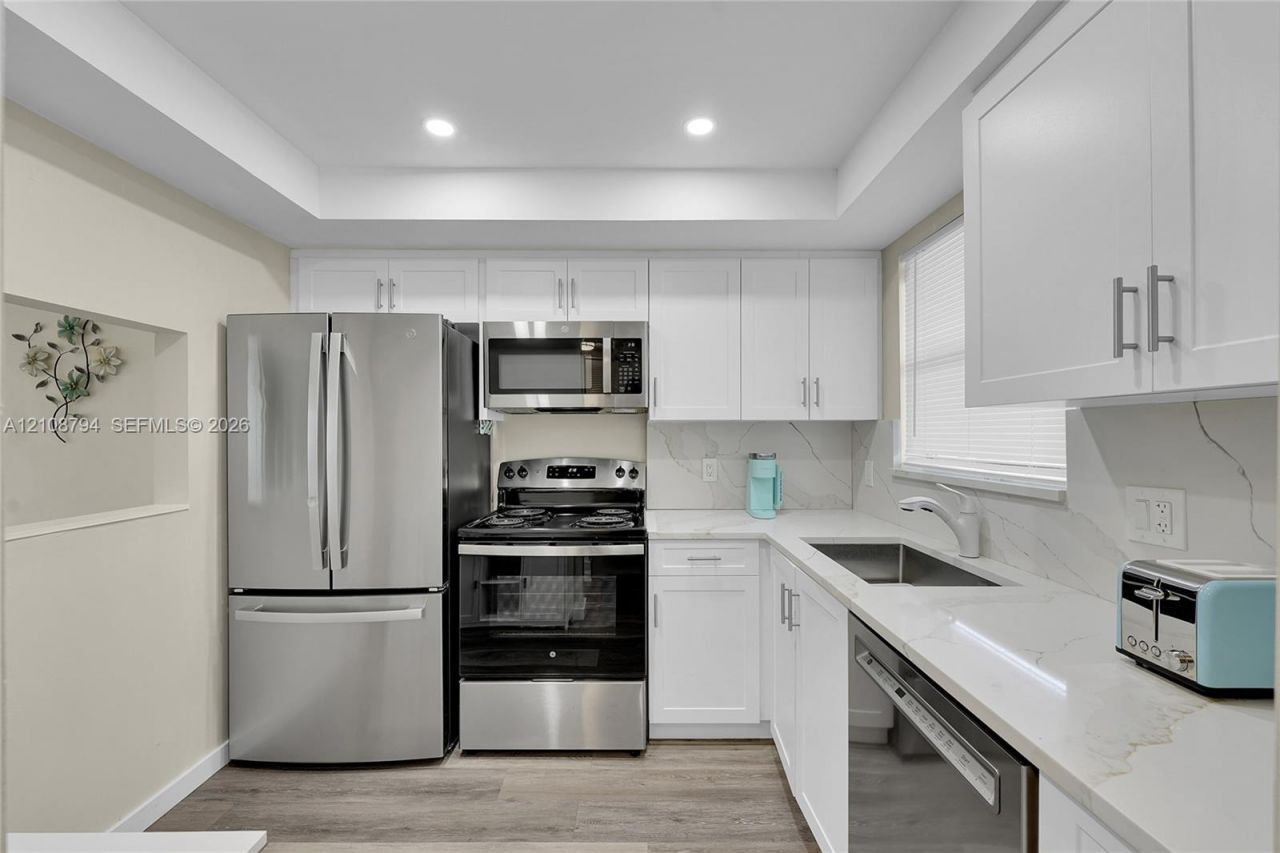 6890 Royal Palm Blvd, Unit 109H, Margate, FL 33063 Photo