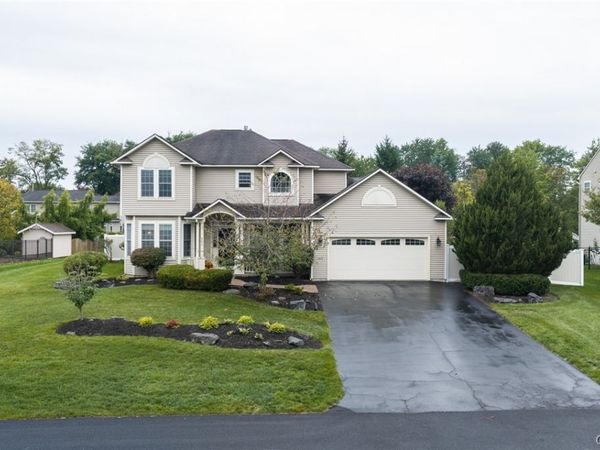 6252 Addison Loomis, Cicero, NY 13039