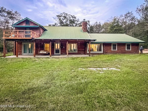 1067 E Monticello Street, Brookhaven, MS 39601