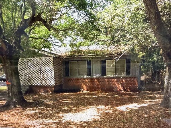 164 4th Avenue, Chickasaw, AL 36611