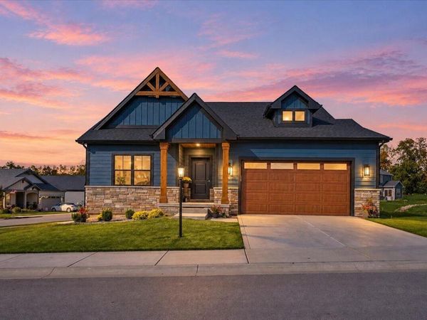 3001 Forestside Lane , Valparaiso, IN 46385