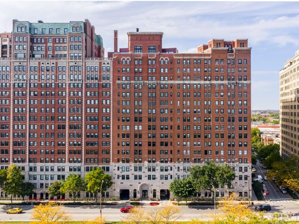 3260 N Lake Shore Drive, Unit 18A, Chicago, IL 60657