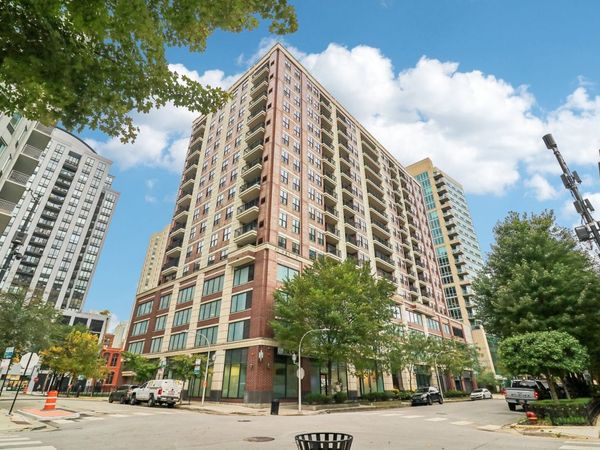 451 W HURON Street, Unit 1112, Chicago, IL 60654