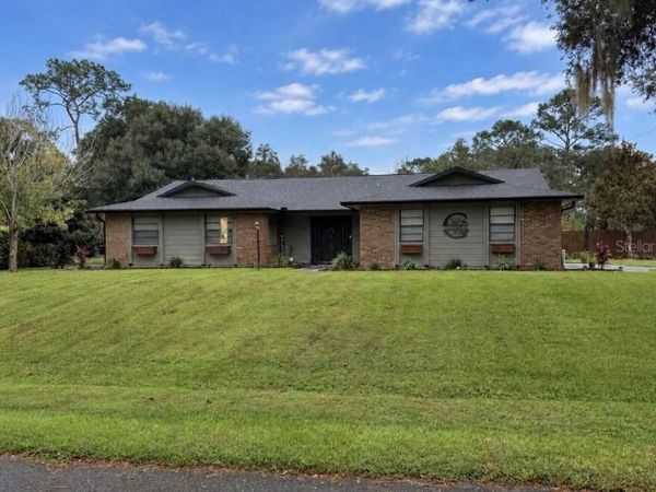 804 LAKE DRIVE, DELAND, FL 32724