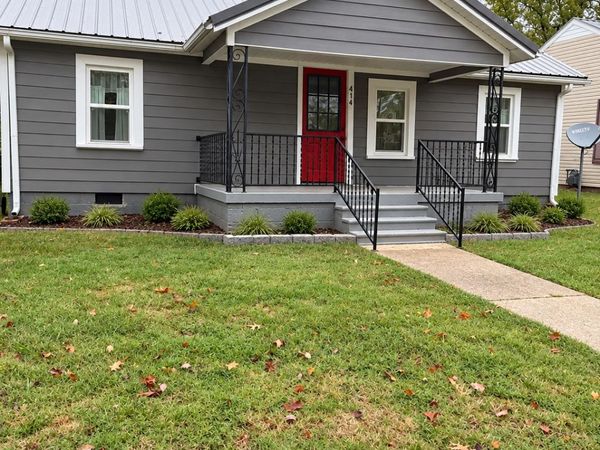 414 2nd St , Lawrenceburg, TN 38464