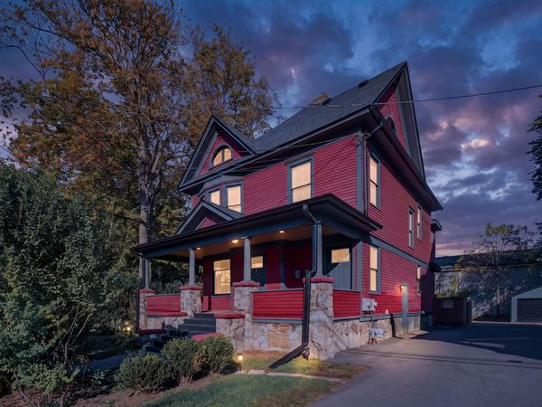 528 Elm Street, Kalamazoo, MI 49007