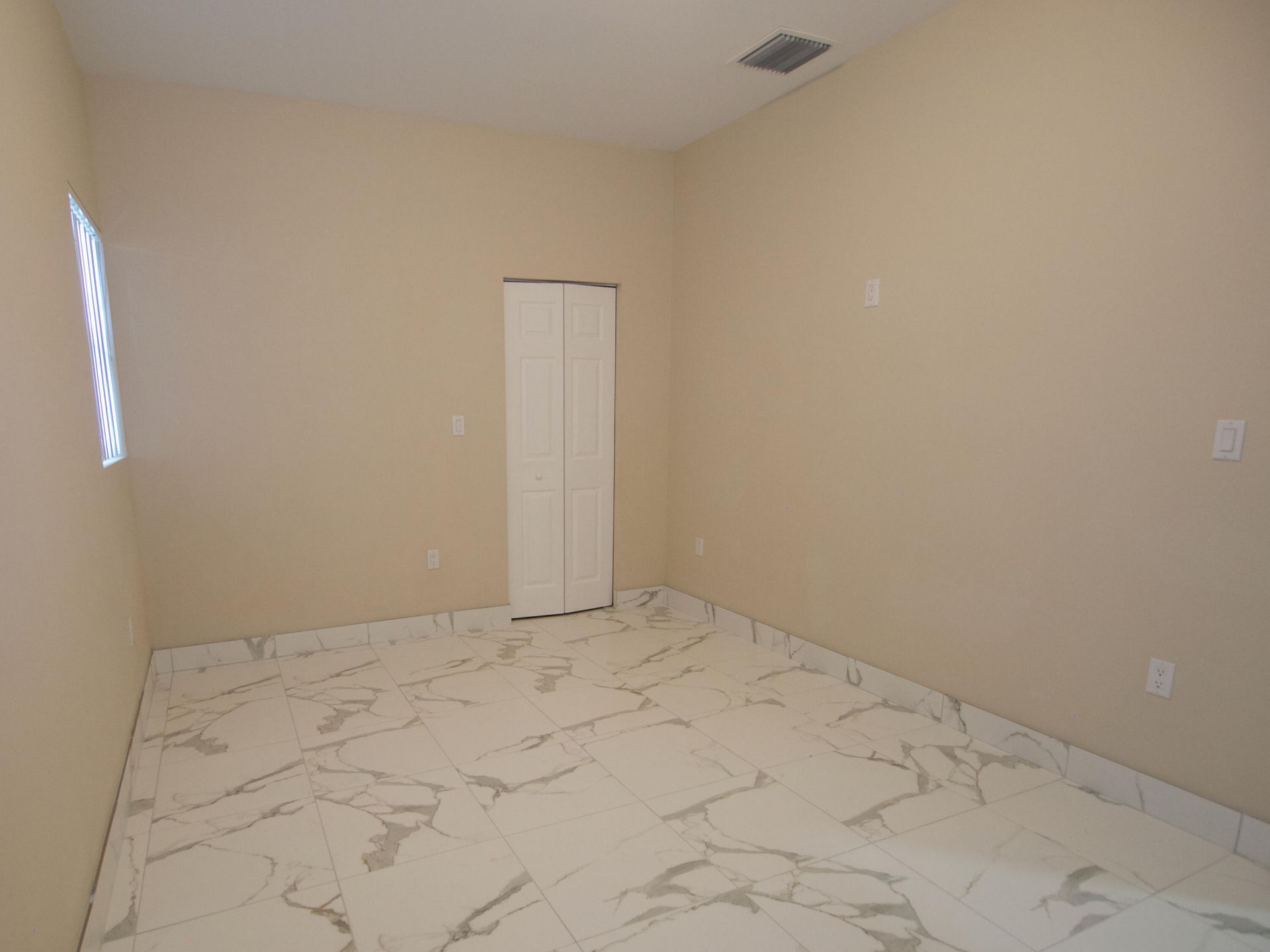 5992 NW 94th Avenue, Tamarac, FL 33321 Photo