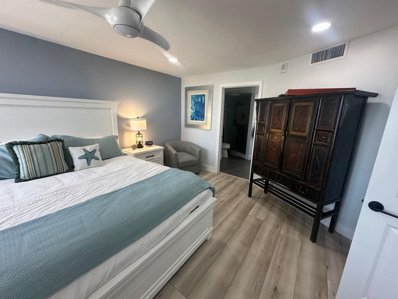 5420 N Ocean Drive, Unit 1903, Singer Island, FL 33404 Photo