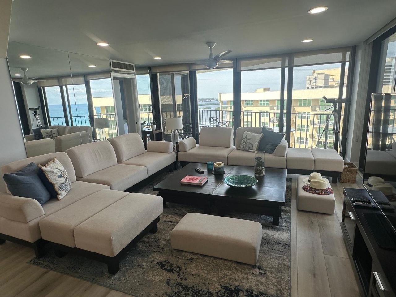 5420 N Ocean Drive, Unit 1903, Singer Island, FL 33404 Photo
