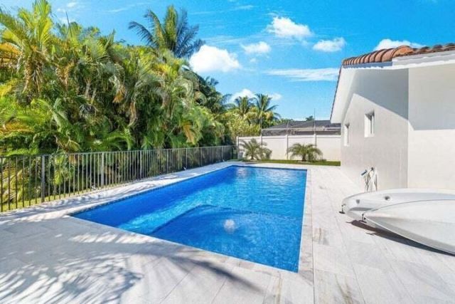 653 NW 10th Court, Boca Raton, FL 33486 Photo