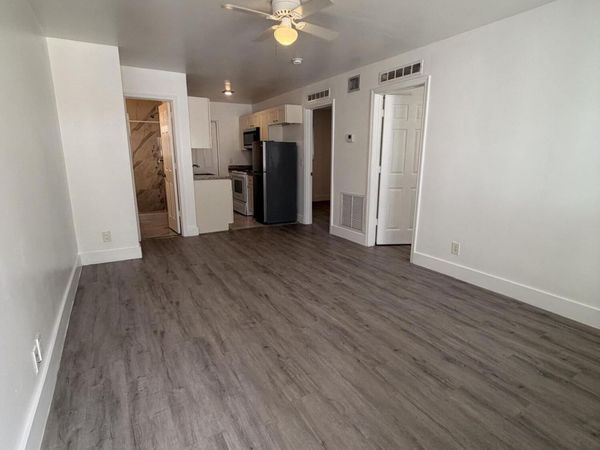 11 SW 6th Avenue, Unit 6, Delray Beach, FL 33444
