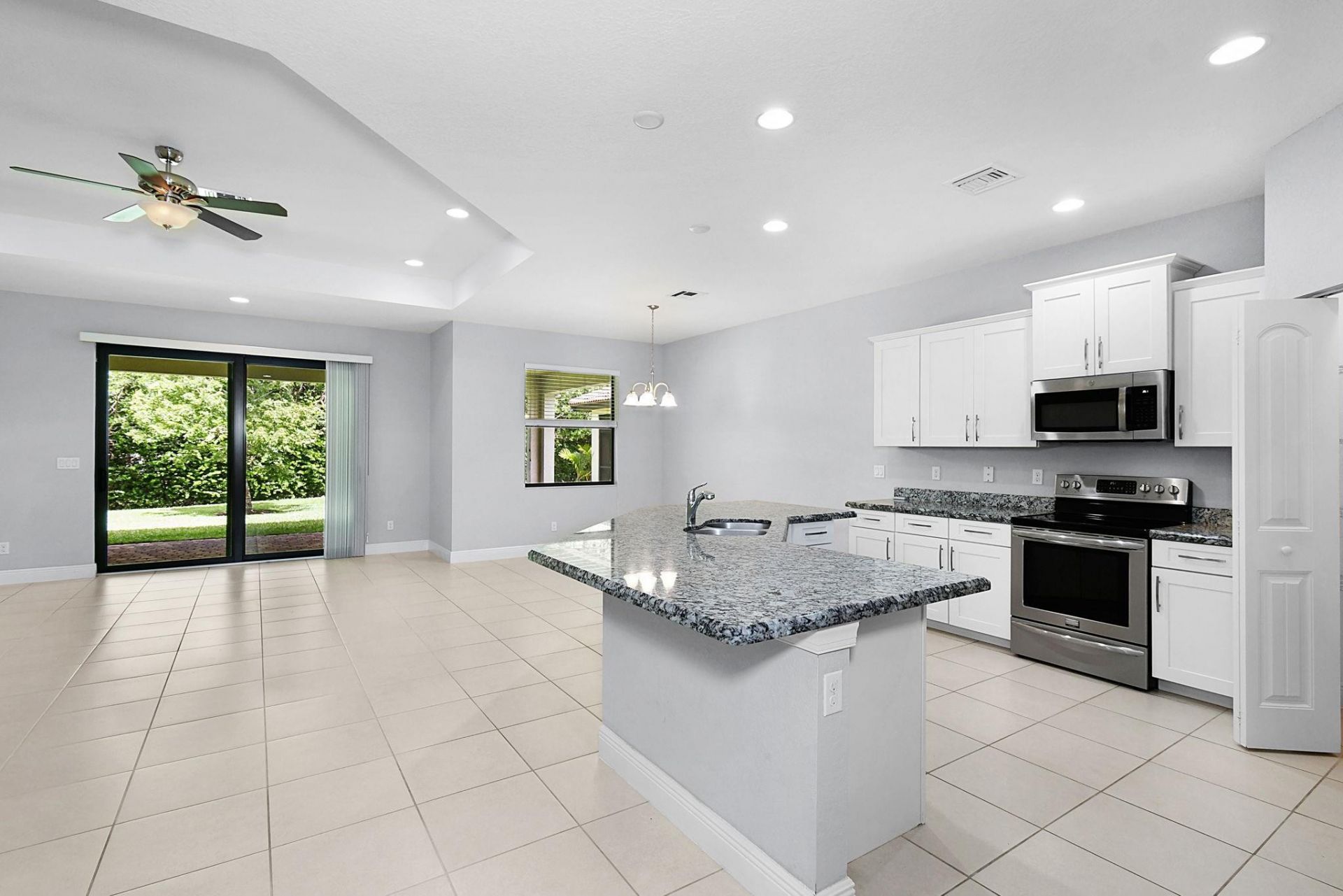 5915 SE Entry Court, Stuart, FL 34997 Photo