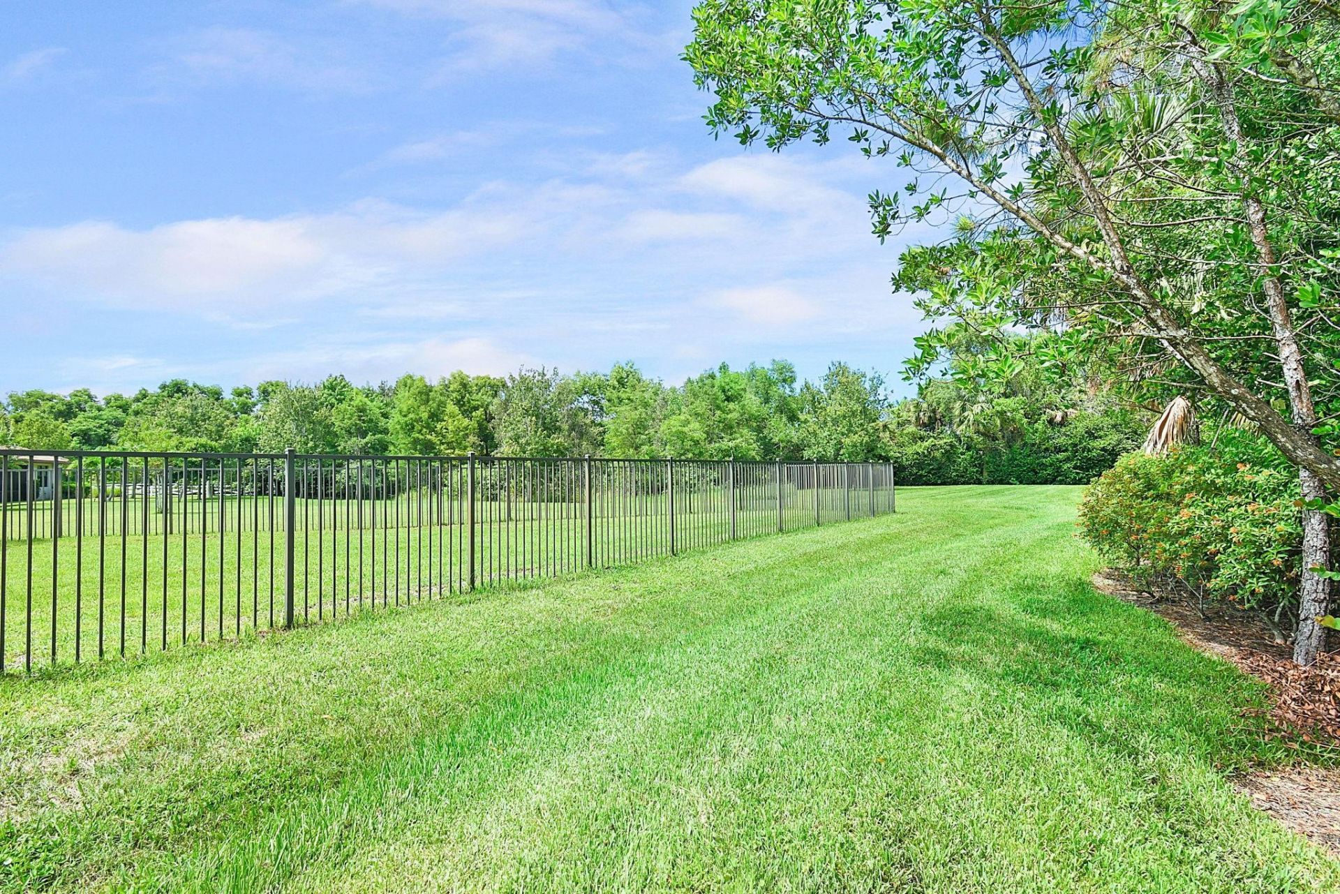 5915 SE Entry Court, Stuart, FL 34997 Photo