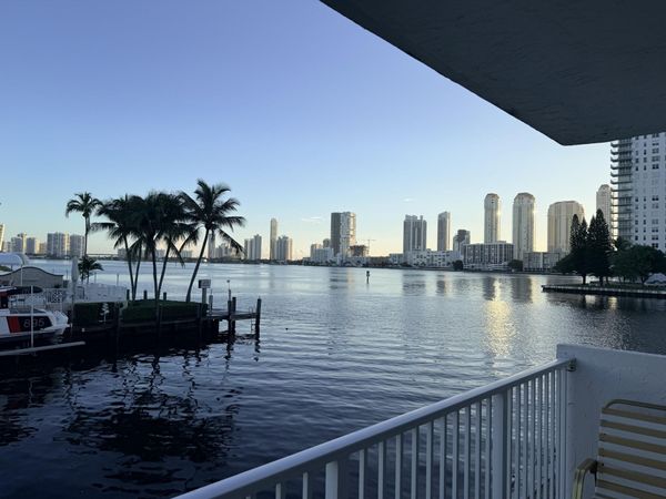 4000 NE 170 Street, Unit 202, North Miami Beach, FL 33160
