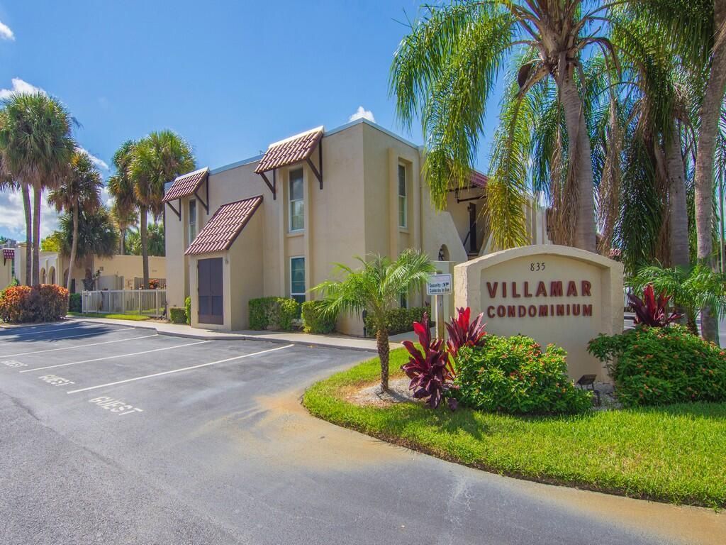 835 18th Street, Unit 206, Vero Beach, FL 32960 Photo
