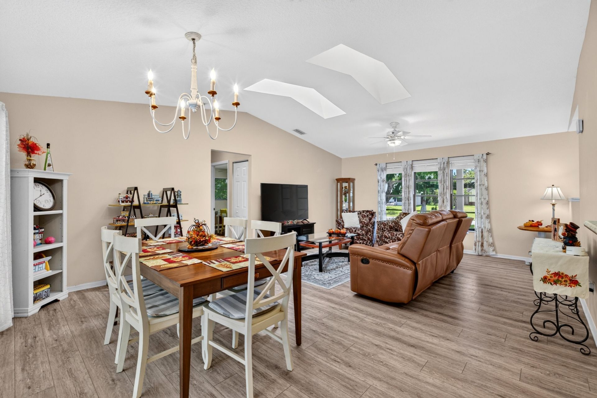 755 SW Tupper Lane, Port Saint Lucie, FL 34953 Photo