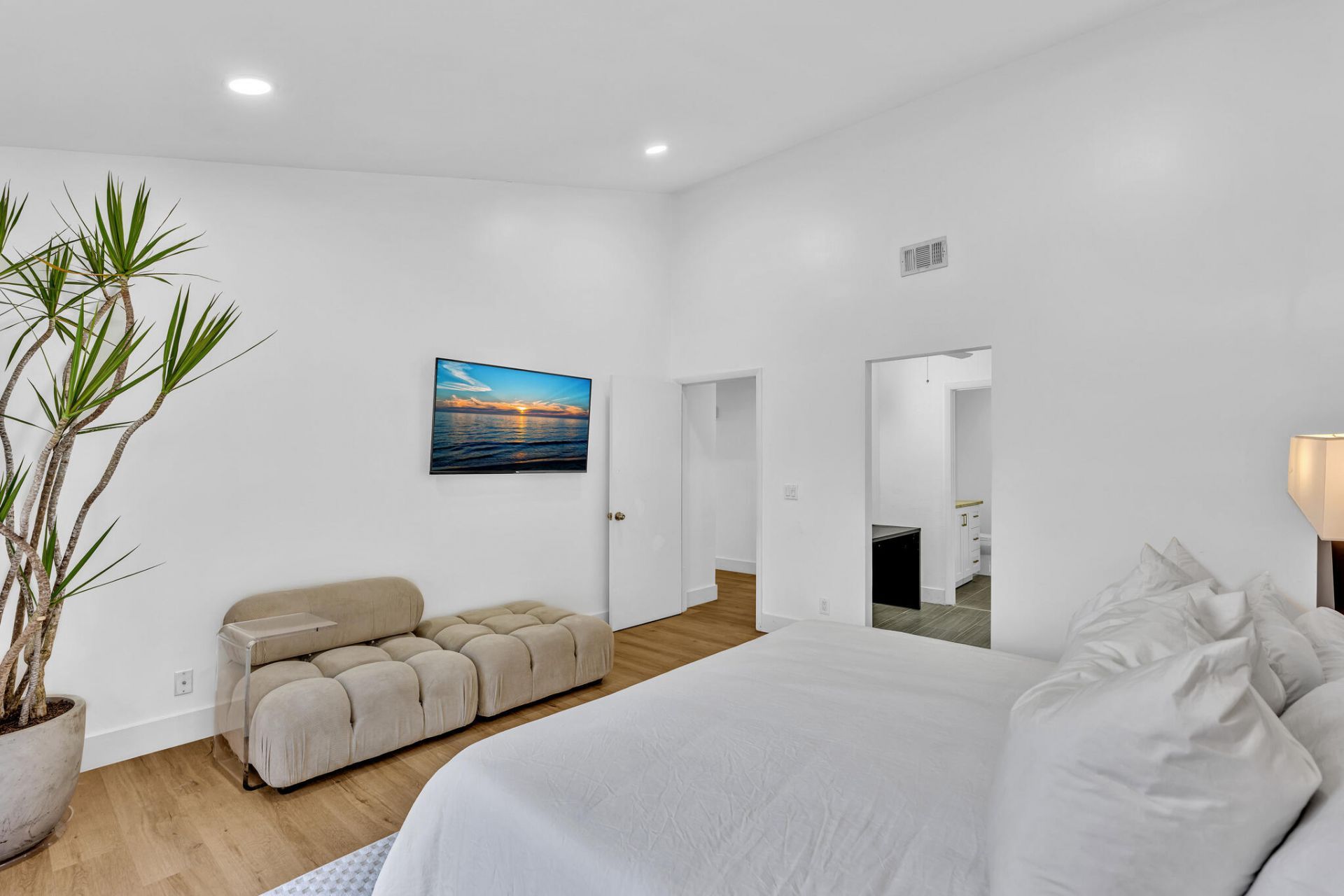 82 Baytree Circle, Boynton Beach, FL 33436 Photo