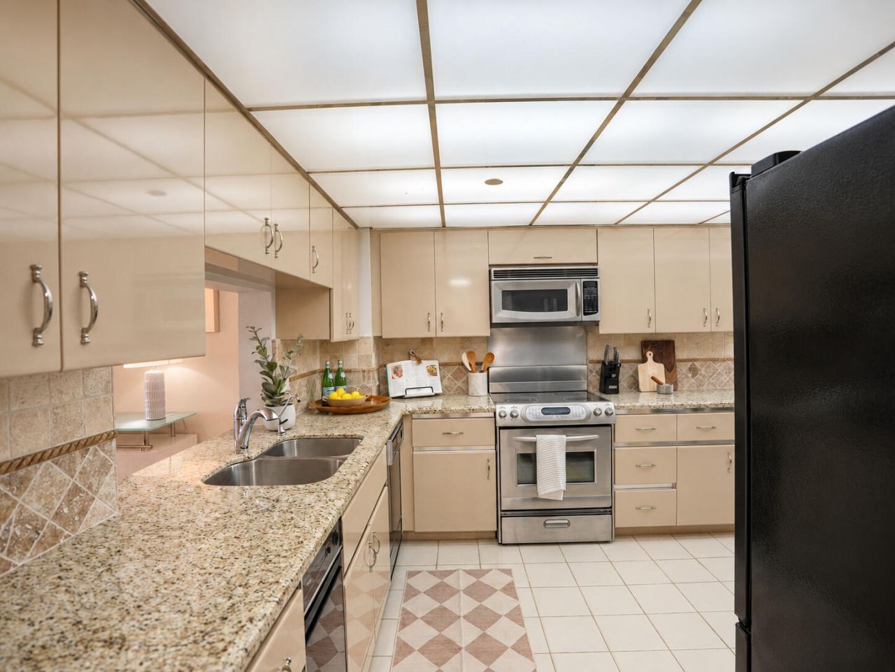 1167 Hillsboro Mile, Unit 711, Hillsboro Beach, FL 33062 Photo