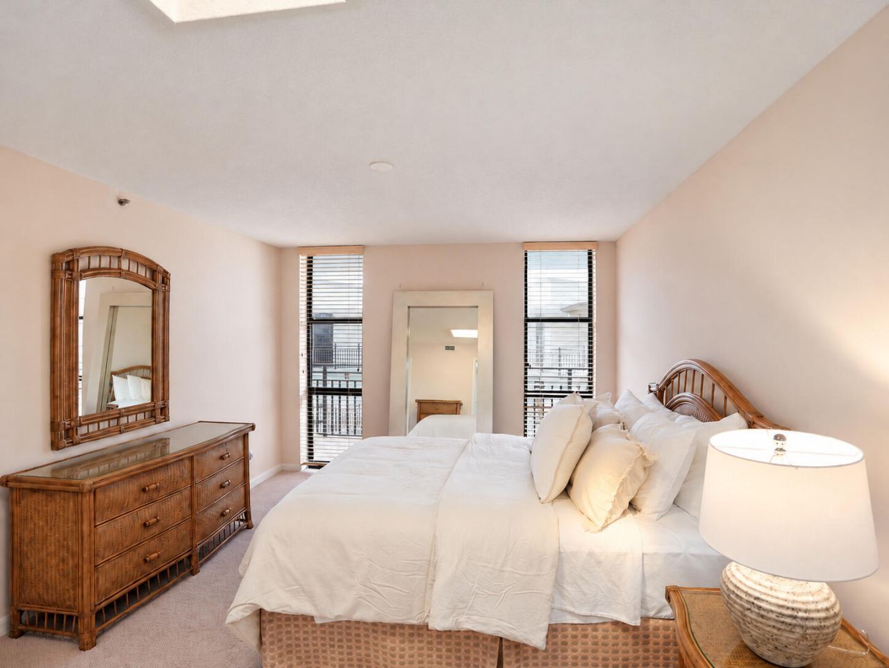 1167 Hillsboro Mile, Unit 711, Hillsboro Beach, FL 33062 Photo