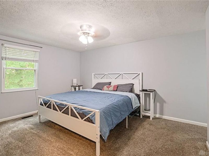 2268 Chesterfield Lane, Batavia, OH 45103 Photo 11