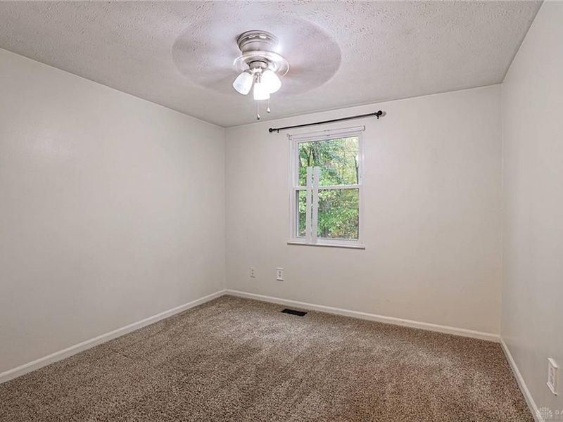 2268 Chesterfield Lane, Batavia, OH 45103 Photo 16