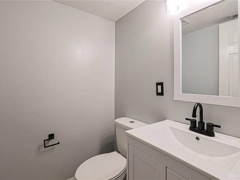 2268 Chesterfield Lane, Batavia, OH 45103 Photo 23