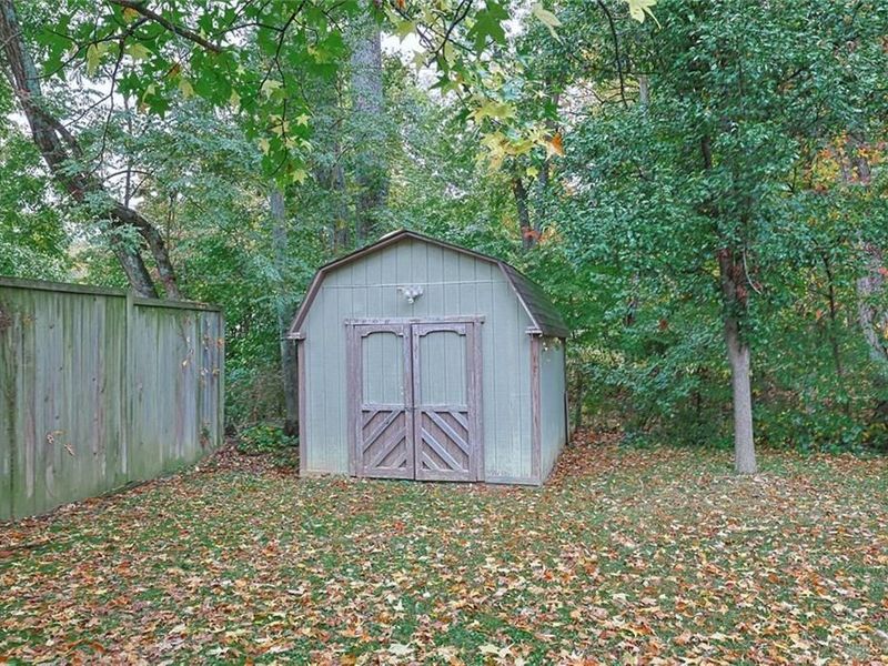 2268 Chesterfield Lane, Batavia, OH 45103 Photo 32