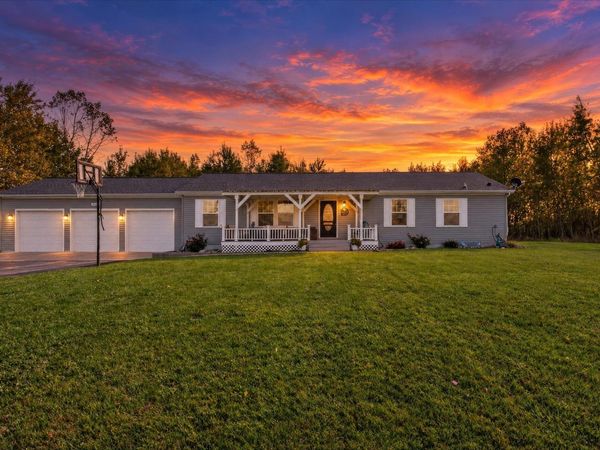 3037 Bradley Road, Webberville, MI 48892