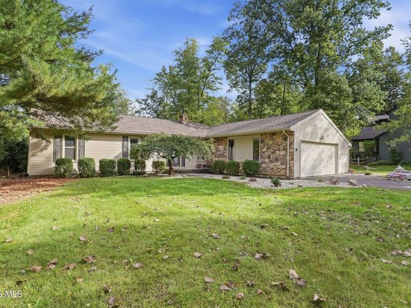 15576 Thornwood Drive , Findlay, OH 45840