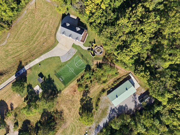 7990 Poplar Creek Rd, Nashville, TN 37221