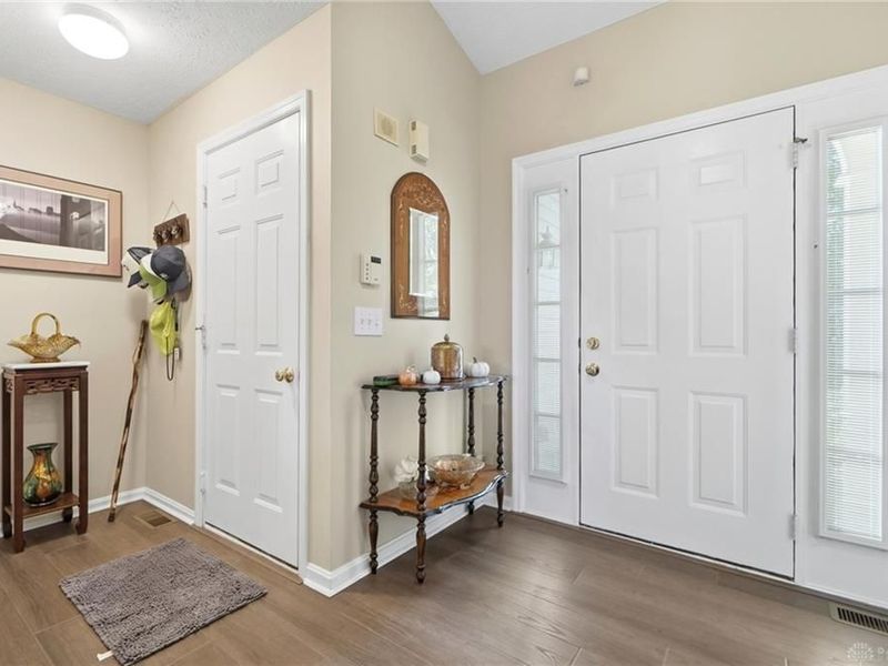 958 Raintree Lane, Maineville, OH 45039 Photo 6