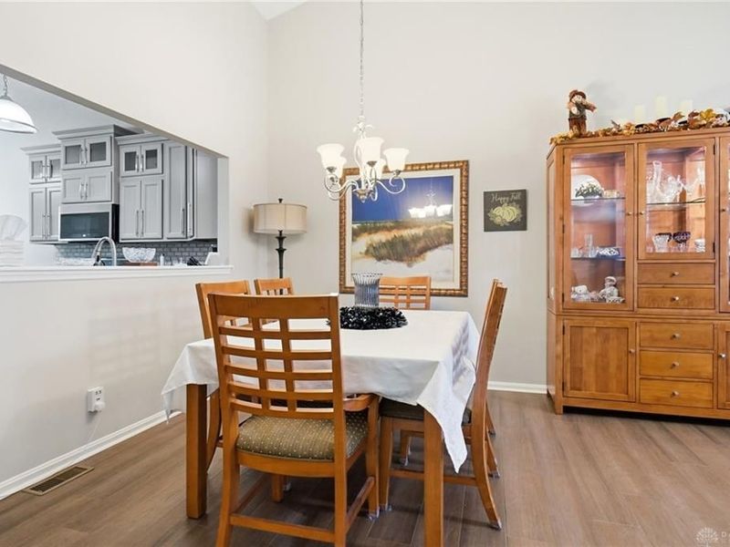 958 Raintree Lane, Maineville, OH 45039 Photo 9