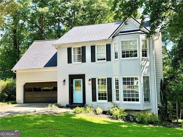 926 W Mill Trace NW, Kennesaw, GA 30152