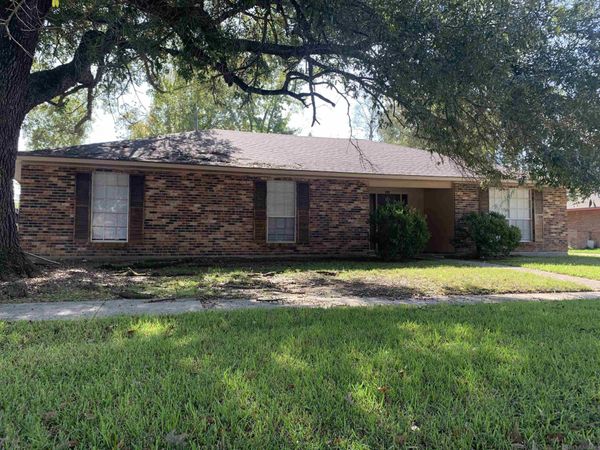 16538 Patton Ave, Baton Rouge, LA 70816