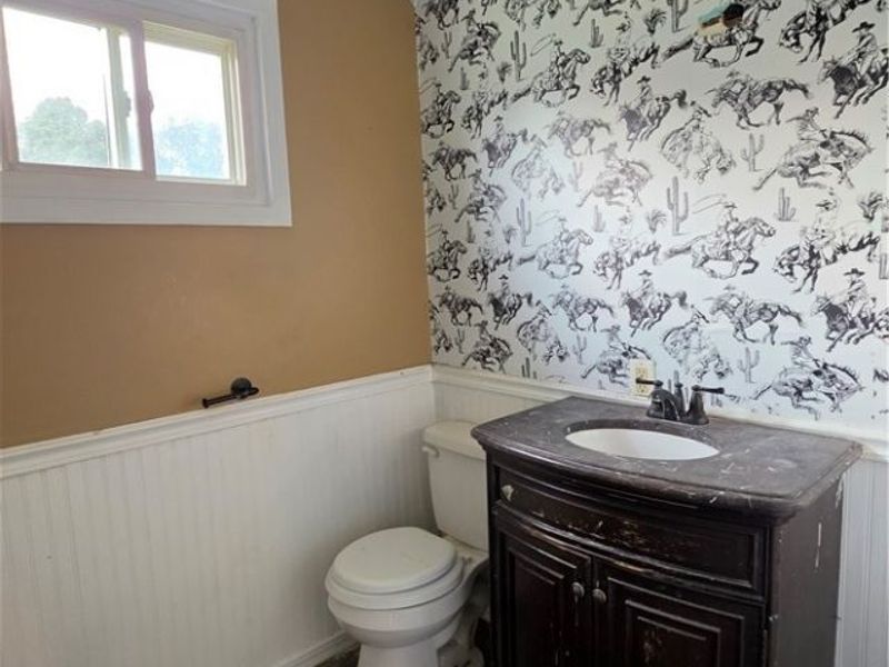 357 Hedges Street, Hopedale, OH 43976 Photo 11