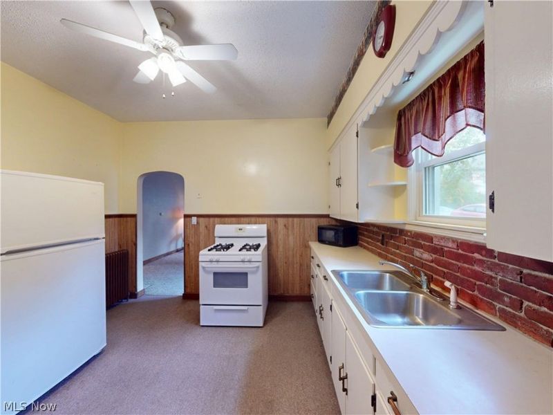 320 Ontario Street , Akron, OH 44310 Photo 9
