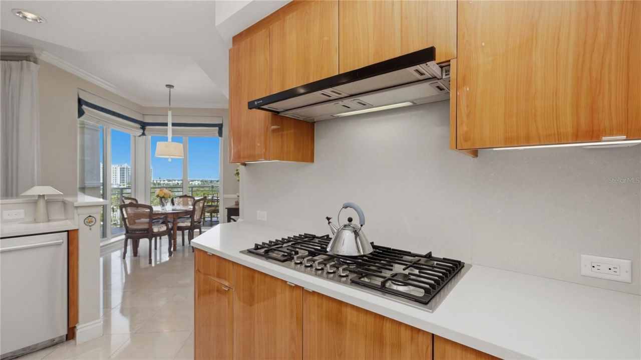 2050 Benjamin Franklin Drive, Unit B704, Sarasota, FL 34236 Photo