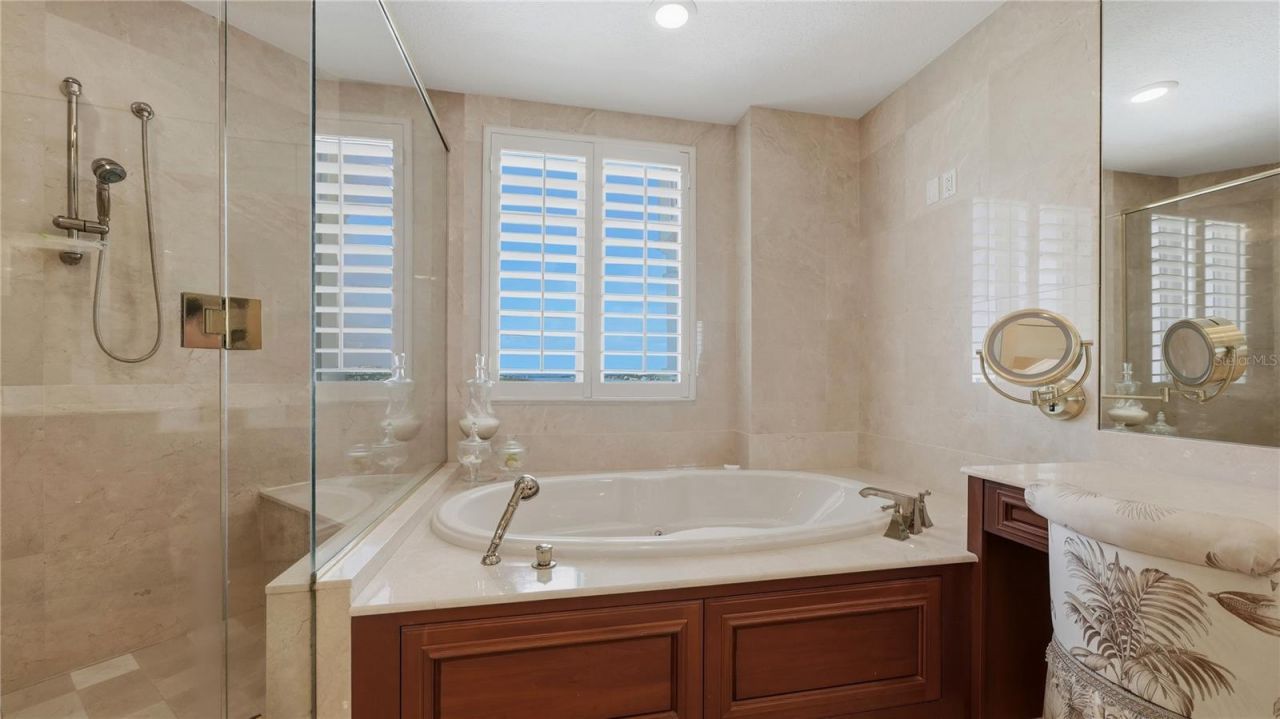 2050 Benjamin Franklin Drive, Unit B704, Sarasota, FL 34236 Photo