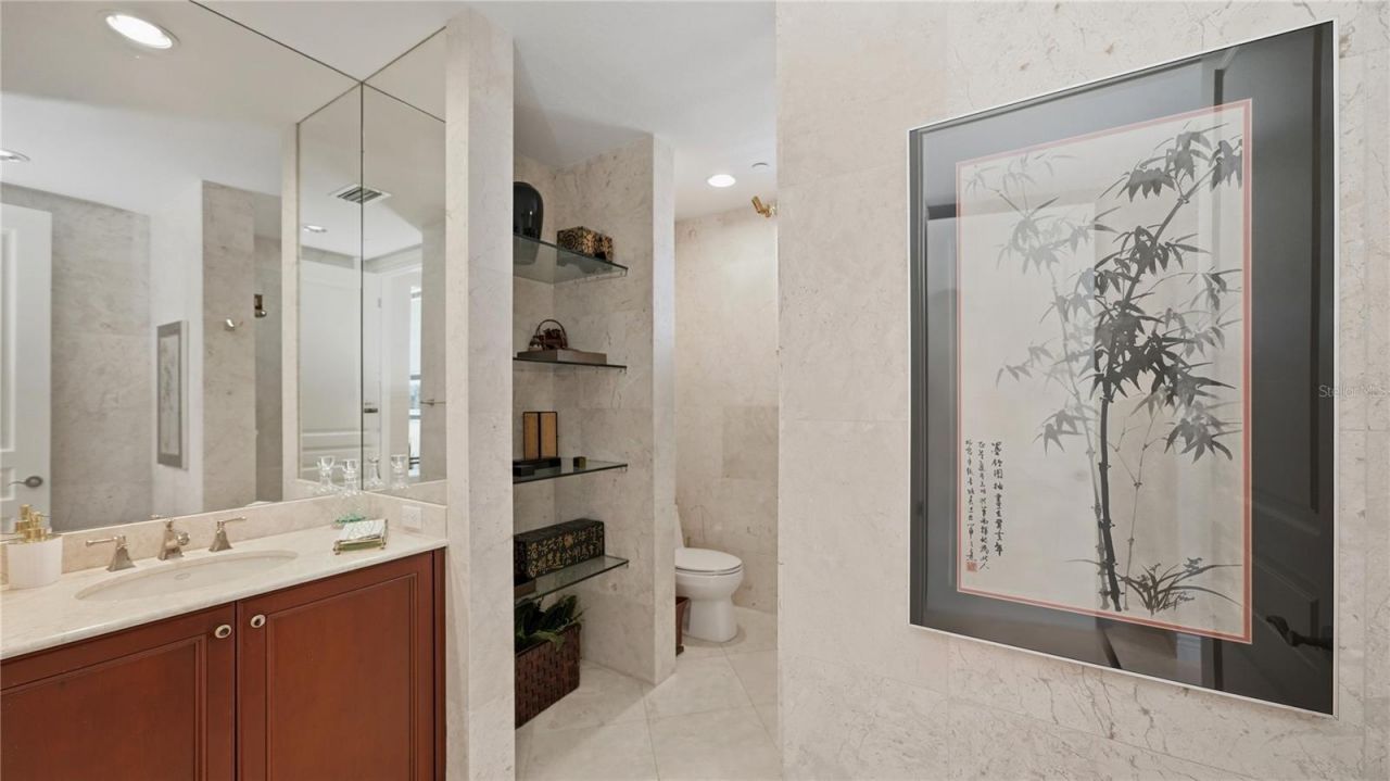 2050 Benjamin Franklin Drive, Unit B704, Sarasota, FL 34236 Photo