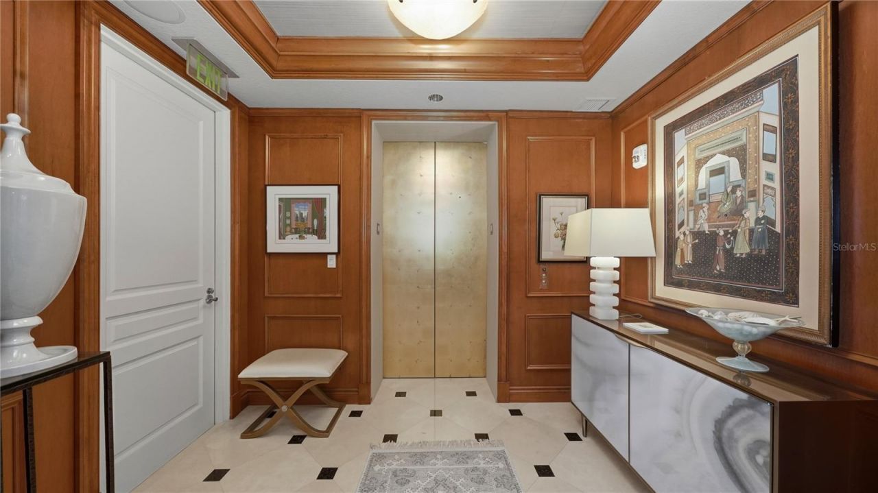 2050 Benjamin Franklin Drive, Unit B704, Sarasota, FL 34236 Photo