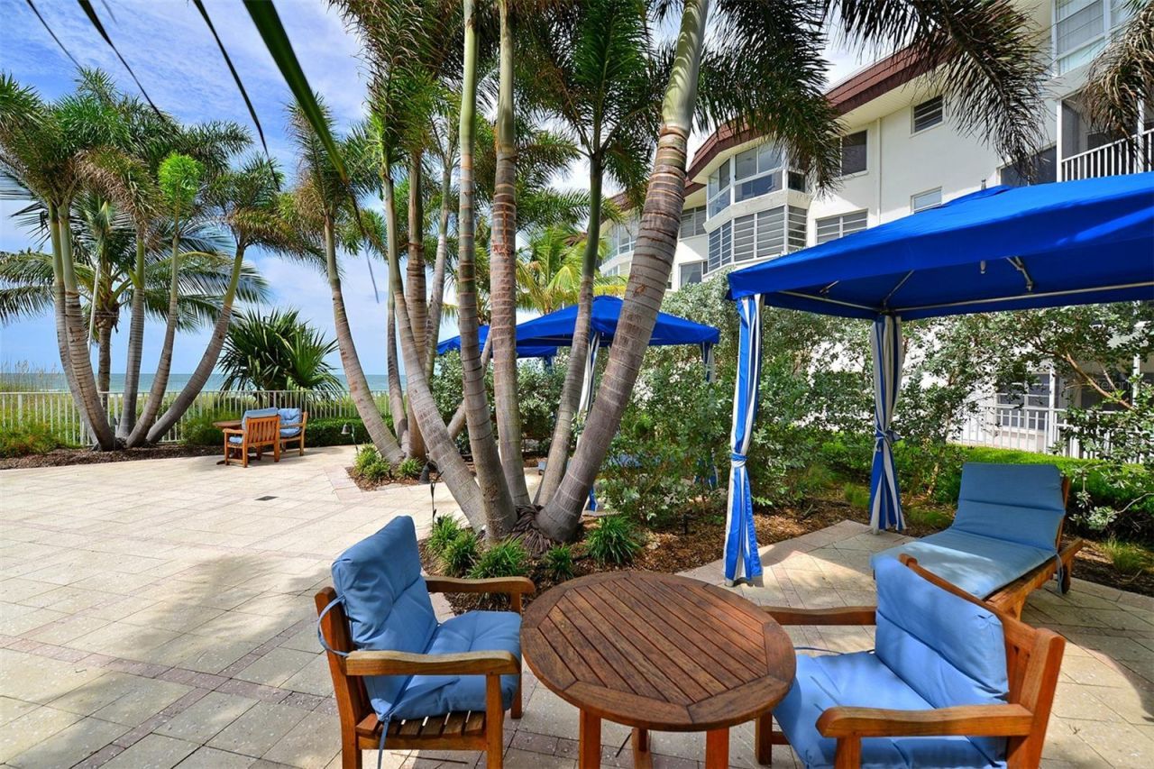 2050 Benjamin Franklin Drive, Unit B704, Sarasota, FL 34236 Photo