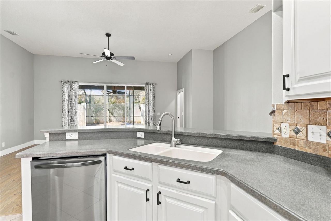 4006 30th Lane E, Bradenton, FL 34208 Photo