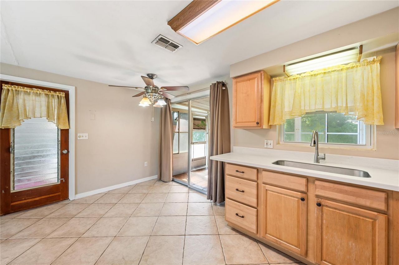 5017 Overlook Drive, New Port Richey, FL 34652 Photo