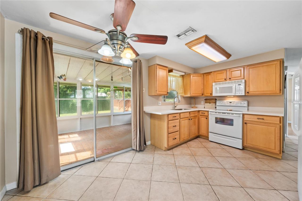 5017 Overlook Drive, New Port Richey, FL 34652 Photo