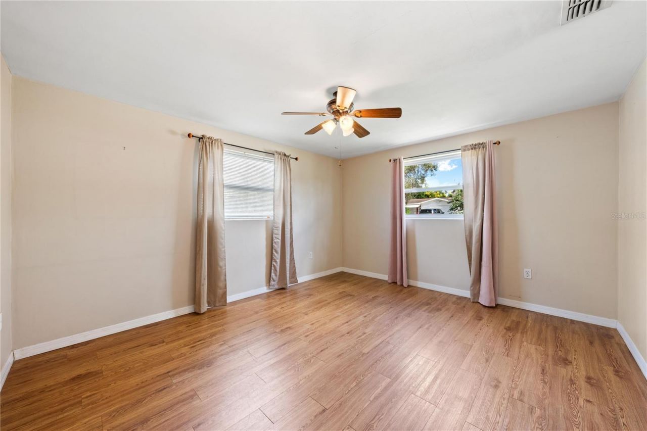 5017 Overlook Drive, New Port Richey, FL 34652 Photo