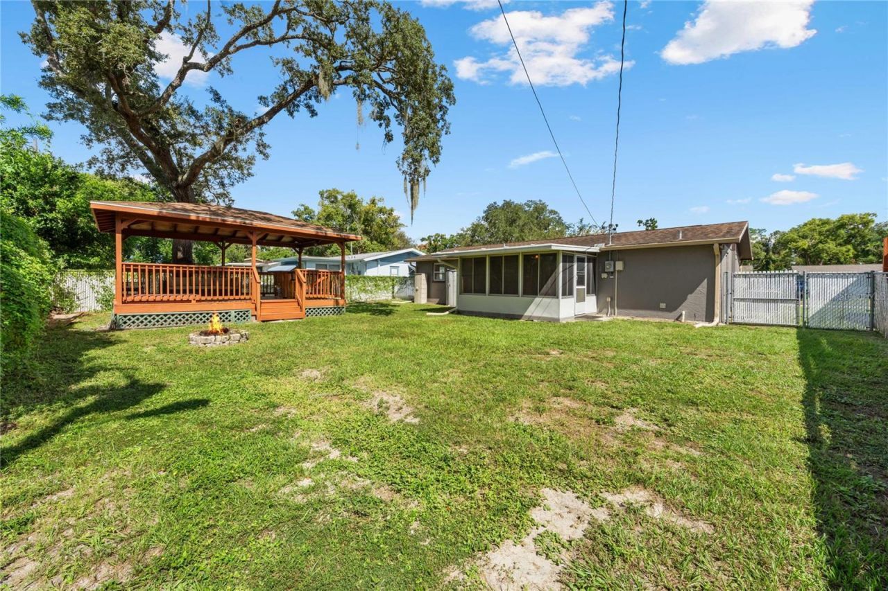 5017 Overlook Drive, New Port Richey, FL 34652 Photo