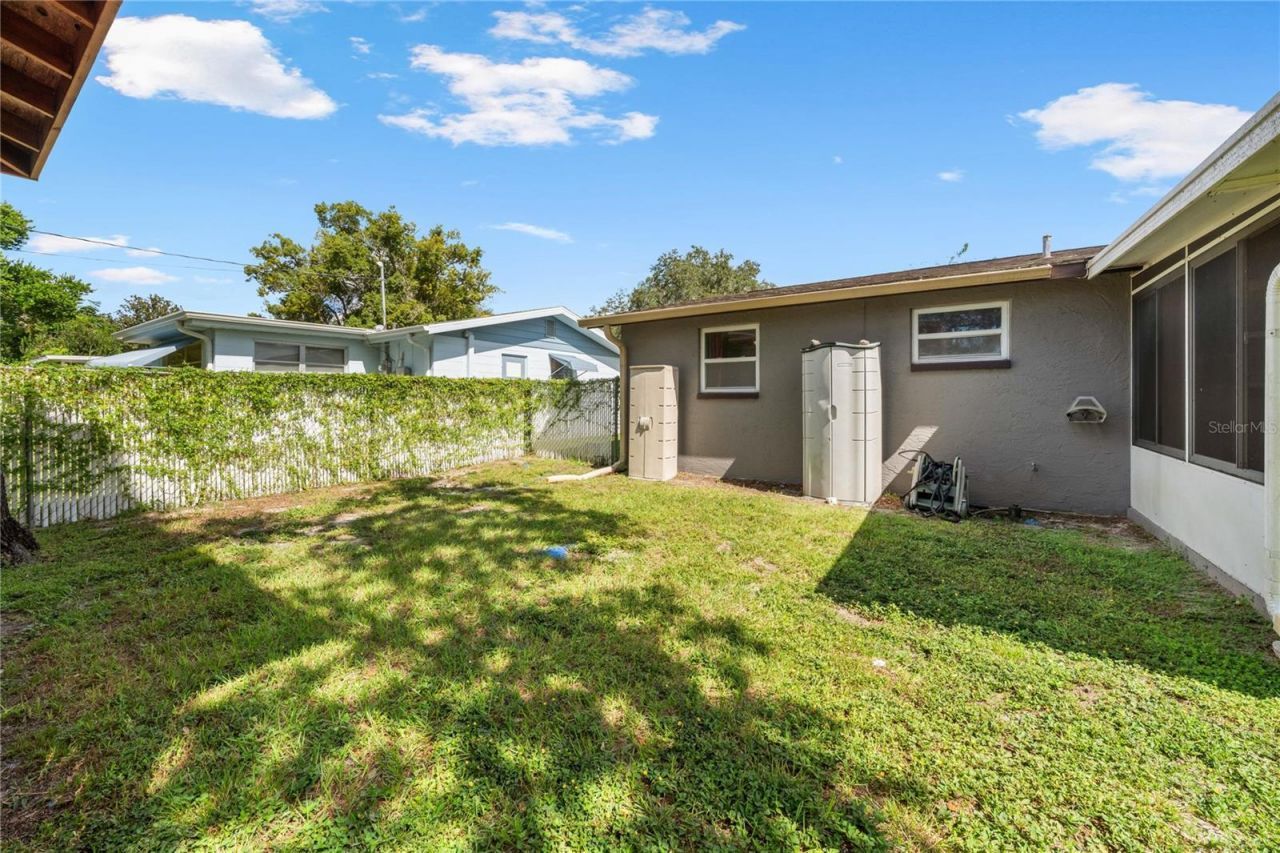 5017 Overlook Drive, New Port Richey, FL 34652 Photo